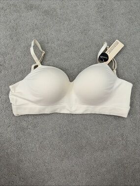 NWT Seamless Cream Everyday wireless shaping Convertible Bra size large